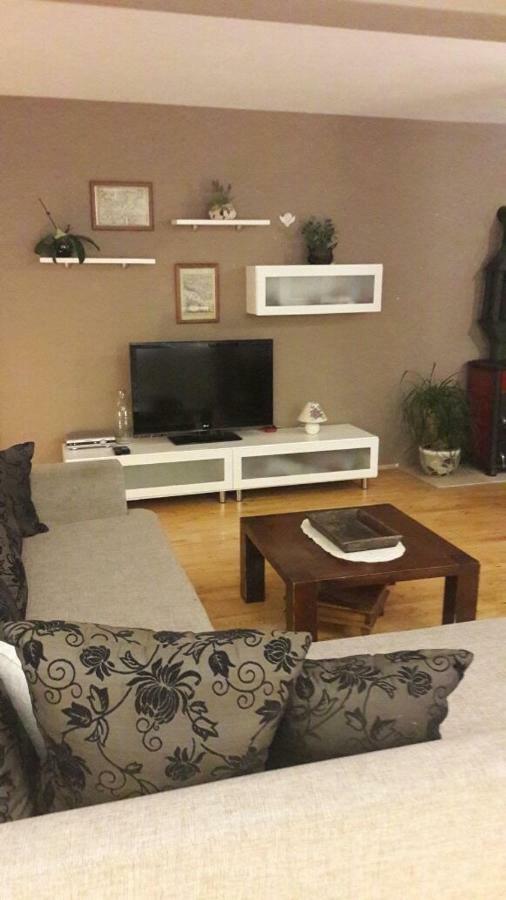 Apartmani Ruza มาคาร์สกา ภายนอก รูปภาพ