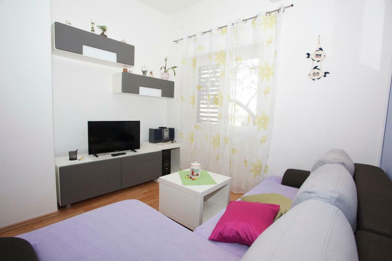 Apartmani Ruza มาคาร์สกา ภายนอก รูปภาพ