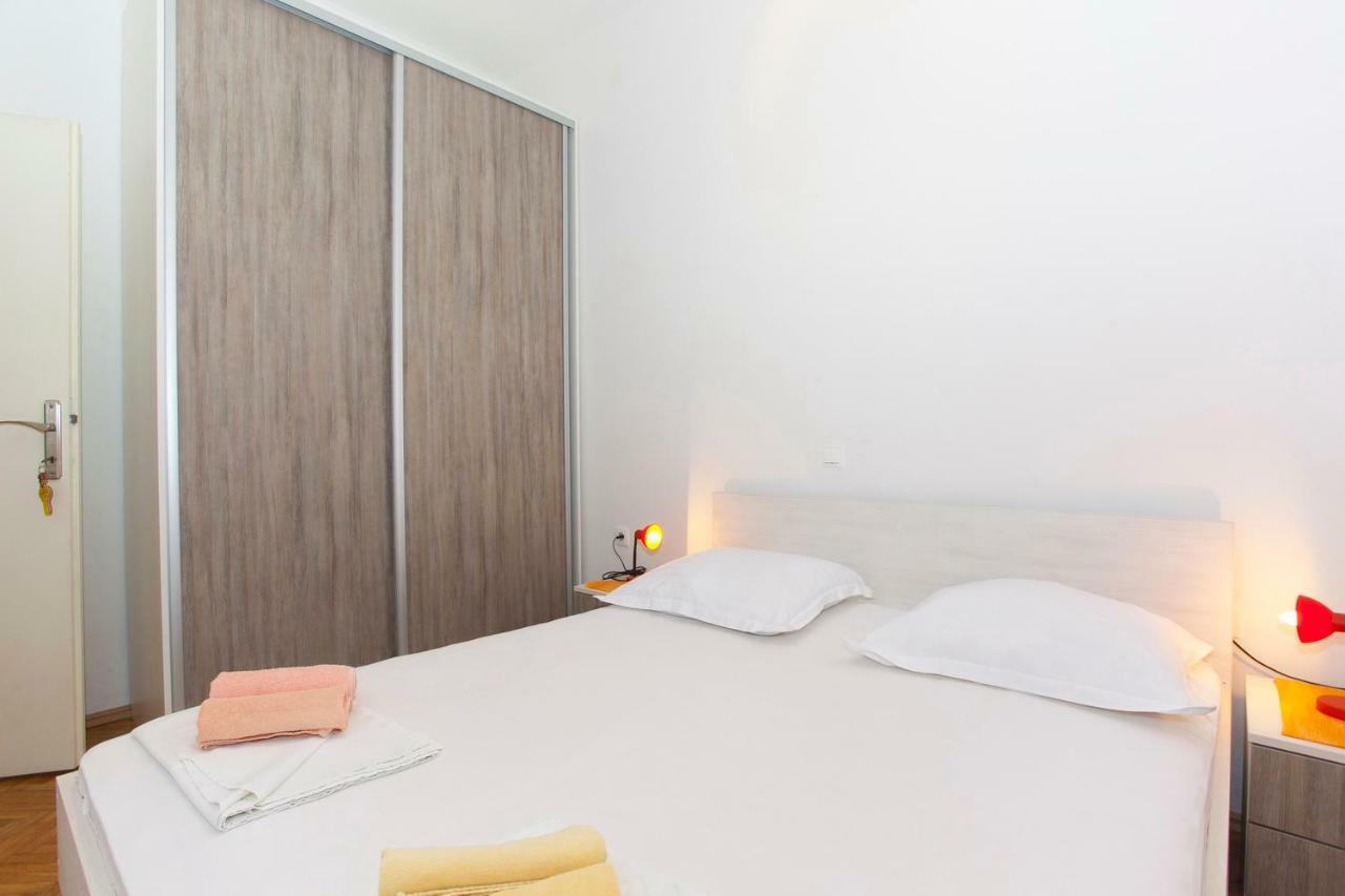 Apartmani Ruza มาคาร์สกา ภายนอก รูปภาพ