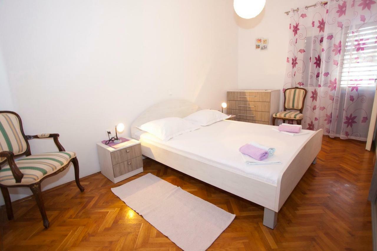Apartmani Ruza มาคาร์สกา ภายนอก รูปภาพ