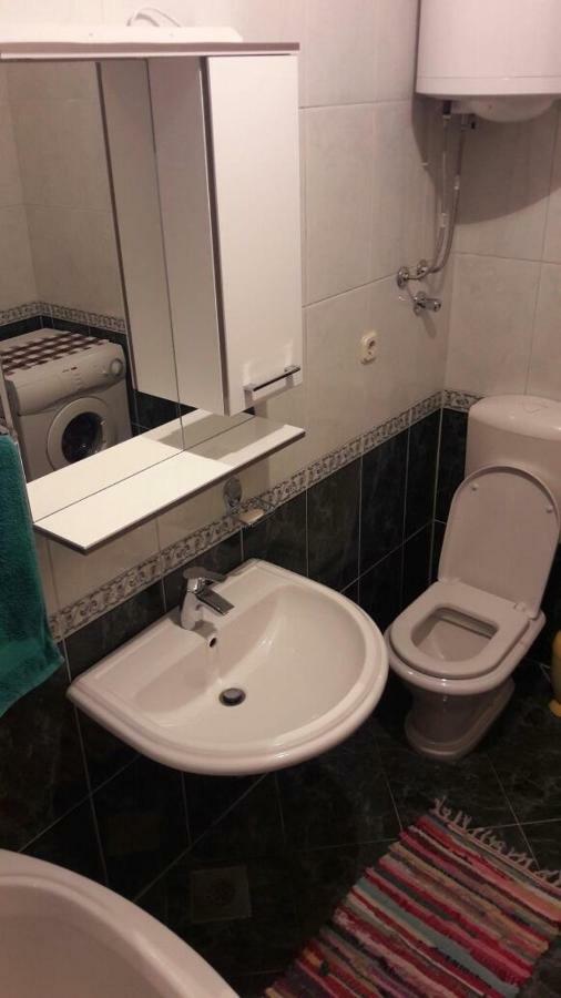 Apartmani Ruza มาคาร์สกา ภายนอก รูปภาพ